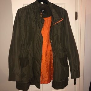 Camo-Green autumn jacket w/ adjustable drawstrings